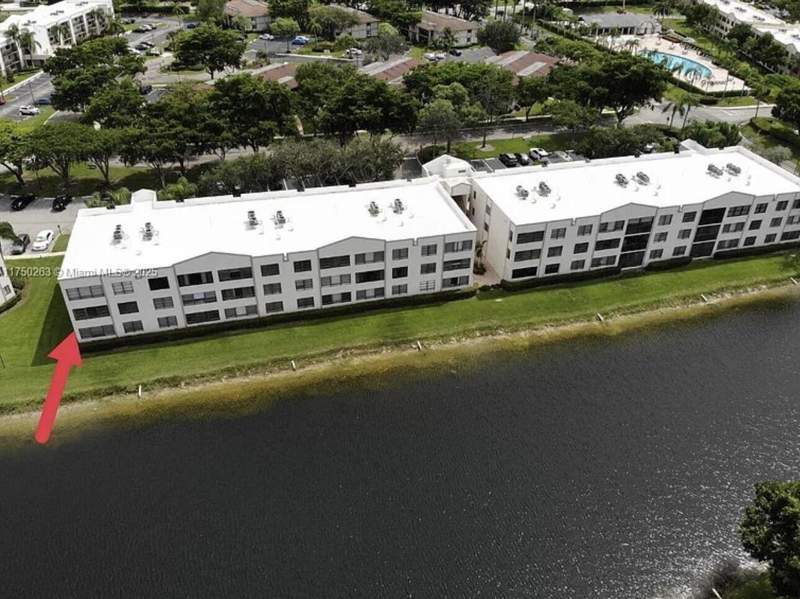 2 bedroom Condominium at 10526 E Clairmont Circle, Clairmont Condominium, Tamarac — photo 3