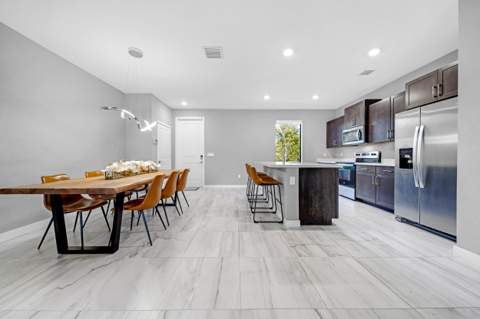 545 NW 17th Street, Fort Lauderdale FL - photo 16 of 37