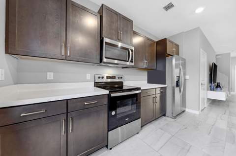 545 NW 17th Street, Fort Lauderdale FL - photo 17 of 37