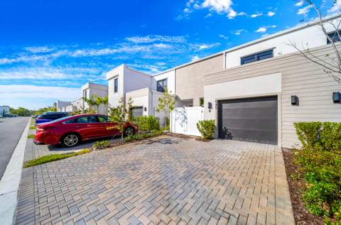 545 NW 17th Street, Fort Lauderdale FL - photo 6 of 37