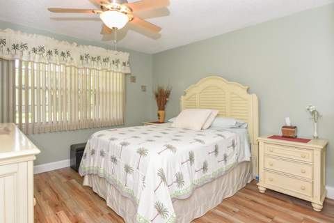 74 Newport Court, Deerfield Beach FL - photo 14 of 27