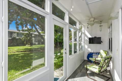 74 Newport Court, Deerfield Beach FL - photo 16 of 27
