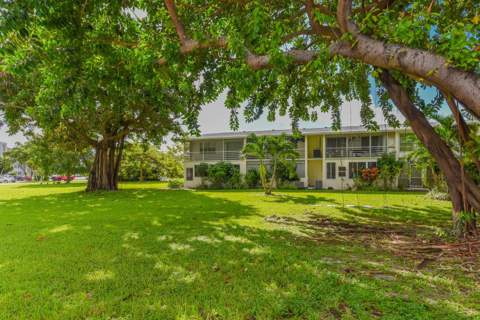 74 Newport Court, Deerfield Beach FL - photo 18 of 27