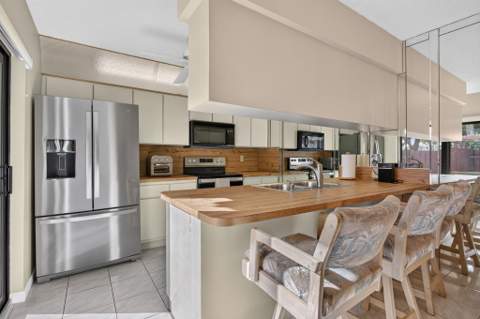 5551 NW 61st Place, Tamarac FL - photo 14 of 40