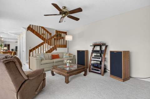 5551 NW 61st Place, Tamarac FL - photo 9 of 40