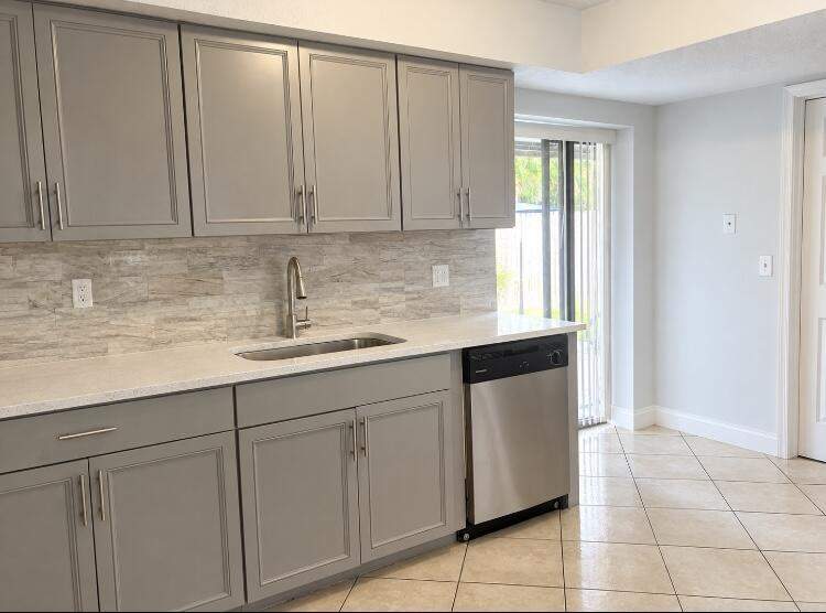 3 bedroom Single Family Residence at 9665 SW 1st Place, Sandalfoot Cove Sec 4, Boca Raton — photo 5