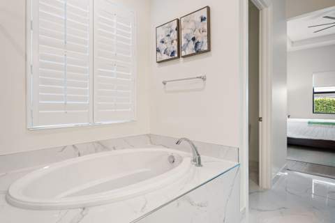 10038 Regency Way, Palm Beach Gardens FL - photo 18 of 47