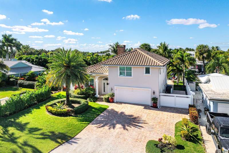4 bedroom Single Family Residence at 906 Dolphin Drive, Jupiter, Jupiter — photo 4