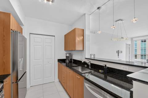 700 E Boynton Beach Boulevard #1403, Boynton Beach FL - photo 6 of 30