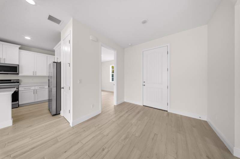 4 bedroom Single Family Residence at 621 Russ Road, Ulrich'S Subdivision, Fort Pierce — photo 3
