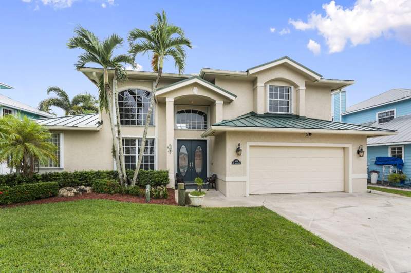 4 bedroom Single Family Residence at 1424 SW Seagull Way, Lighthouse Point, Palm City — photo 5