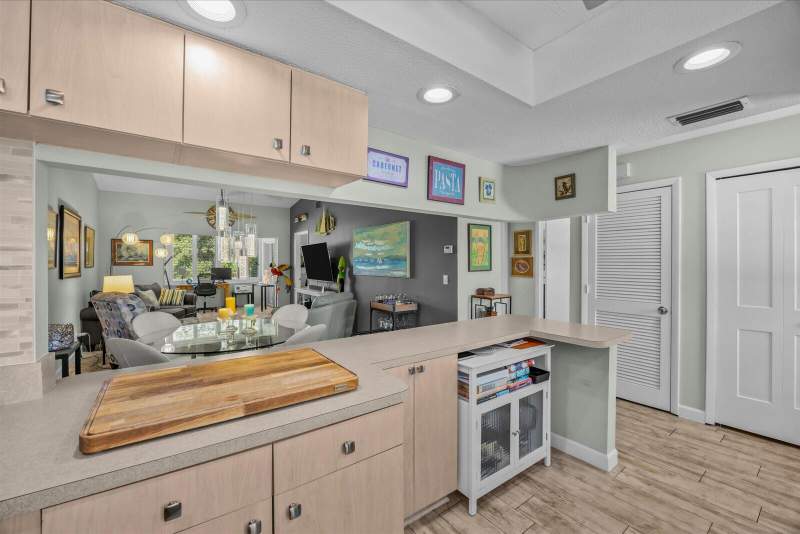 2 bedroom Condominium at 2950 SE Ocean Boulevard #121-6, Kingswood Condo, Stuart — photo 3