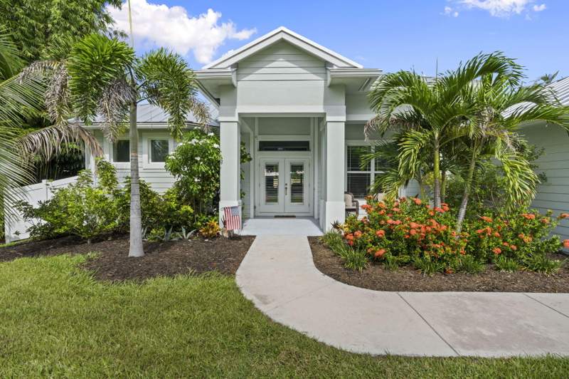 4 bedroom Single Family Residence at 5139 SE Horseshoe Point Road, Tall Pines, Stuart — photo 5