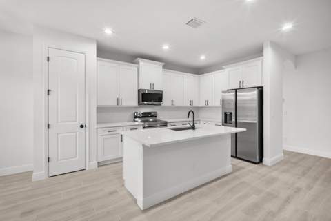 625 Russ Road, Fort Pierce FL - photo 10 of 32
