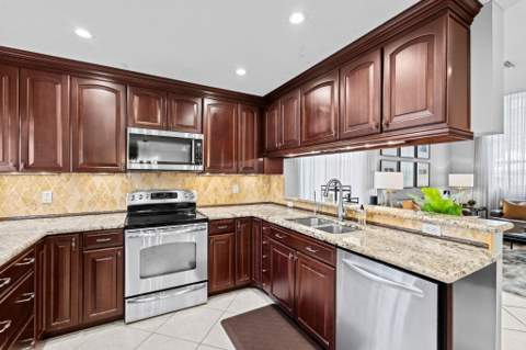 9843 NW 2nd Court, Plantation FL - photo 23 of 69