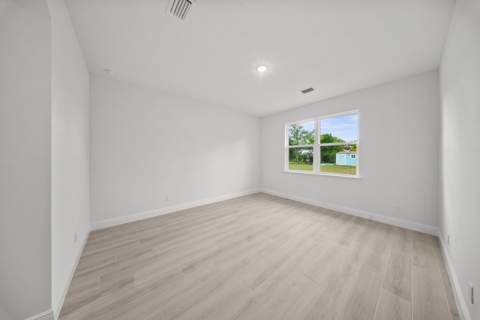 625 Russ Road, Fort Pierce FL - photo 17 of 32