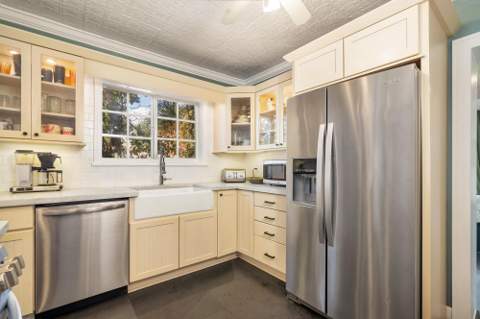 859 Sunset Road, West Palm Beach FL - photo 14 of 40