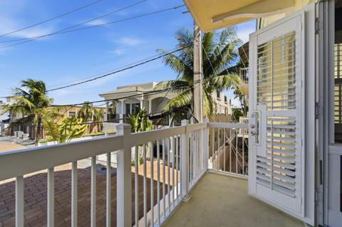 4332 Seagrape Drive #6, Lauderdale-By-The-Sea FL - photo 19 of 41