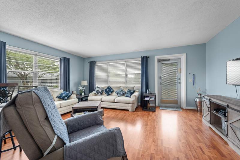 1 bedroom Condominium at 156 Berkshire G, Century Village, West Palm Beach — photo 3