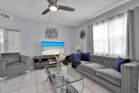 1529 SE Royal Green Circle #102, Port St. Lucie FL - photo 9 of 64