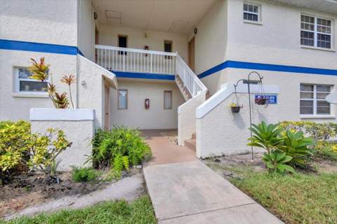 1529 SE Royal Green Circle #102, Port St. Lucie FL - photo 17 of 64