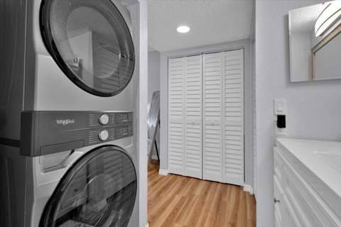 1529 SE Royal Green Circle #102, Port St. Lucie FL - photo 21 of 64