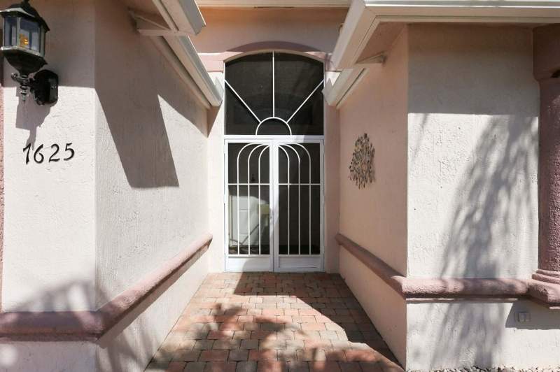 3 bedroom Single Family Residence at 7625 Caprio Drive, Tuscany Par A/B, Boynton Beach — photo 4