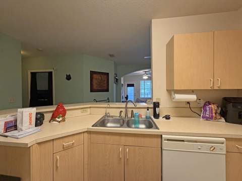 122 SW Peacock Boulevard #12-205, Port St. Lucie FL - photo 7 of 37