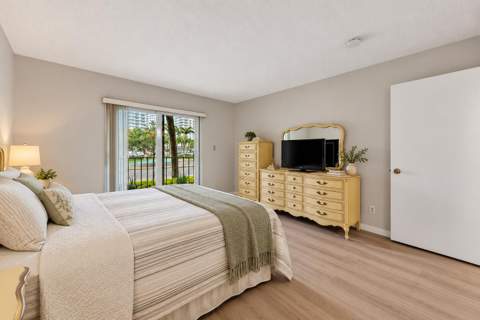 3909 N Ocean Boulevard #113, Fort Lauderdale FL - photo 7 of 22