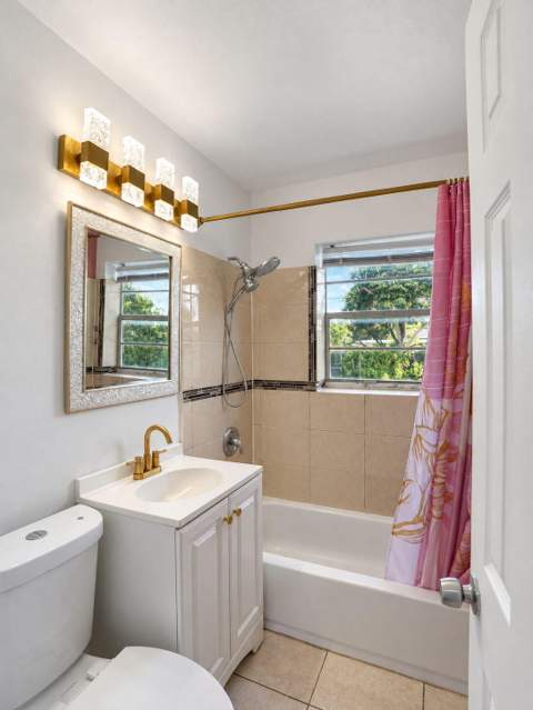 1805 NW 13th Court, Fort Lauderdale FL - photo 17 of 32
