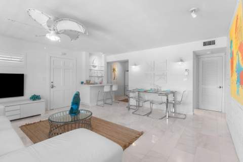 2830 NE 30th Street #10, Fort Lauderdale FL - photo 6 of 25