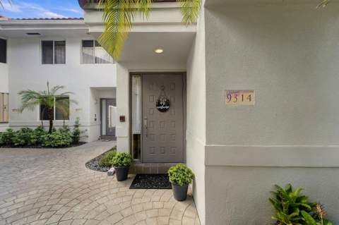 9314 NW 9th Place #9314, Plantation FL - photo 17 of 25