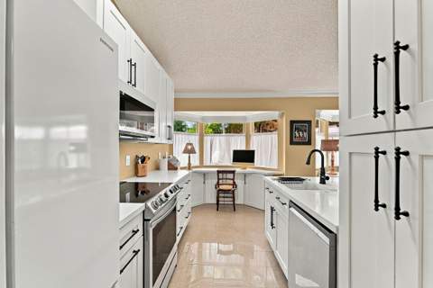 9314 NW 9th Place #9314, Plantation FL - photo 6 of 25