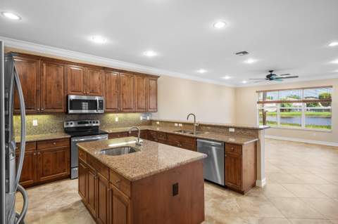 8907 Hidden Acres Drive, Boynton Beach FL - photo 19 of 75