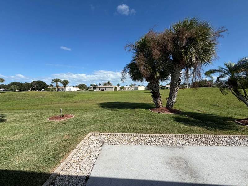 2 bedroom Single Family Residence at 8004 9th Hole Drive, The Links At Savanna Club, Port St. Lucie — photo 4