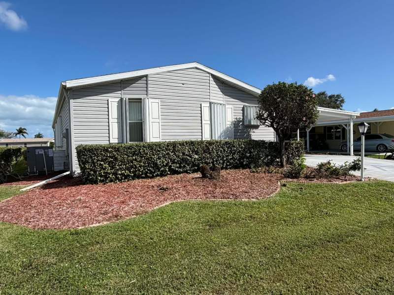 2 bedroom Single Family Residence at 8004 9th Hole Drive, The Links At Savanna Club, Port St. Lucie — photo 2