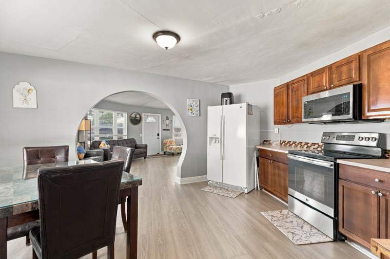 3 bedroom Single Family Residence at 6100 Hayes Street, Hollywood Beach Heights Sec, Hollywood — photo 5