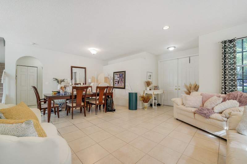 4 bedroom Single Family Residence at 9870 Warner Lane, Olympia 1, Wellington — photo 5
