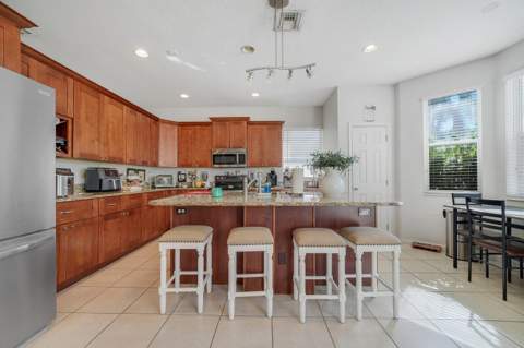 9870 Warner Lane, Wellington FL - photo 13 of 33