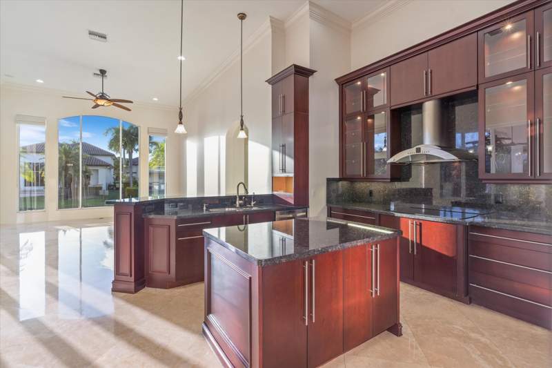 5 bedroom Single Family Residence at 681 Carrotwood Terrace, Enclave 2nd Section, Plantation — photo 5