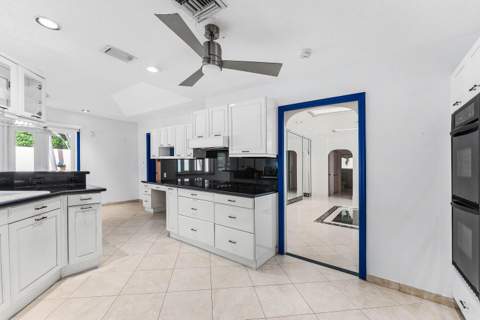 1115 SE 14th Avenue, Deerfield Beach FL - photo 12 of 46