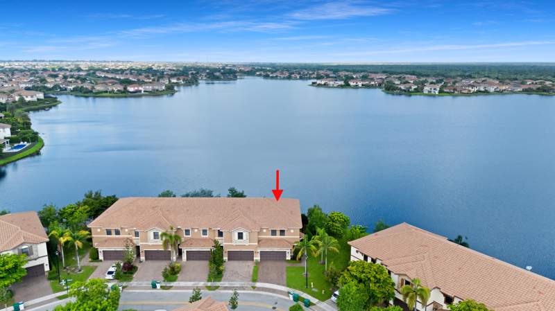 3 bedroom Townhouse at 9637 Waterview Way #9637, Debuys Plat, Parkland — photo 3