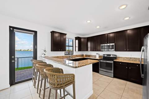9637 Waterview Way #9637, Parkland FL - photo 14 of 61