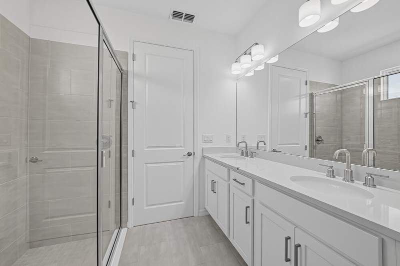 3 bedroom Single Family Residence at 9329 SW Lorenzo Way, Central Park, Port St. Lucie — photo 3