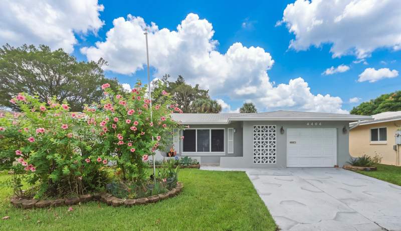 2 bedroom Single Family Residence at 4404 NW 45th Court, Mainlands Of Tamarac Lakes, Tamarac — photo 2