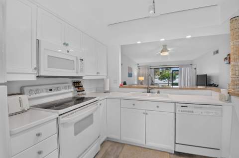 55 Tropic Isle Drive #33D, Delray Beach FL - photo 15 of 31