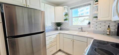 1750 S Ocean #507E, Lauderdale-By-The-Sea FL - photo 13 of 63