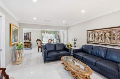 218 Cardinal Lane, Delray Beach FL - photo 6 of 44