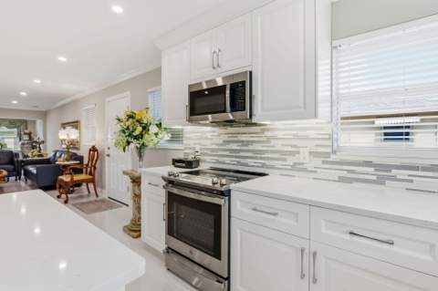 218 Cardinal Lane, Delray Beach FL - photo 12 of 44
