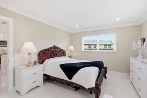 218 Cardinal Lane, Delray Beach FL - photo 21 of 44